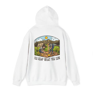 Camping Smiles! - Unisex Heavy Blend™ Hooded Sweatshirt