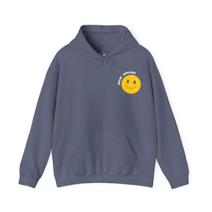 Universal Smiles! - Unisex Heavy Blend™ Hooded Sweatshirt