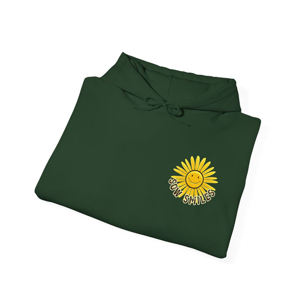 Camping Smiles! - Unisex Heavy Blend™ Hooded Sweatshirt