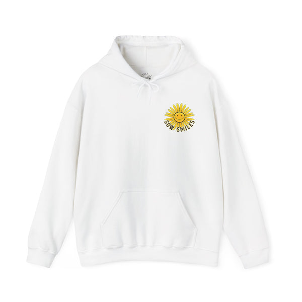 Camping Smiles! - Unisex Heavy Blend™ Hooded Sweatshirt