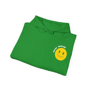 Universal Smiles! - Unisex Heavy Blend™ Hooded Sweatshirt