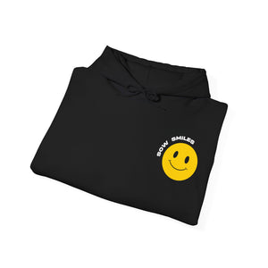 Universal Smiles! - Unisex Heavy Blend™ Hooded Sweatshirt