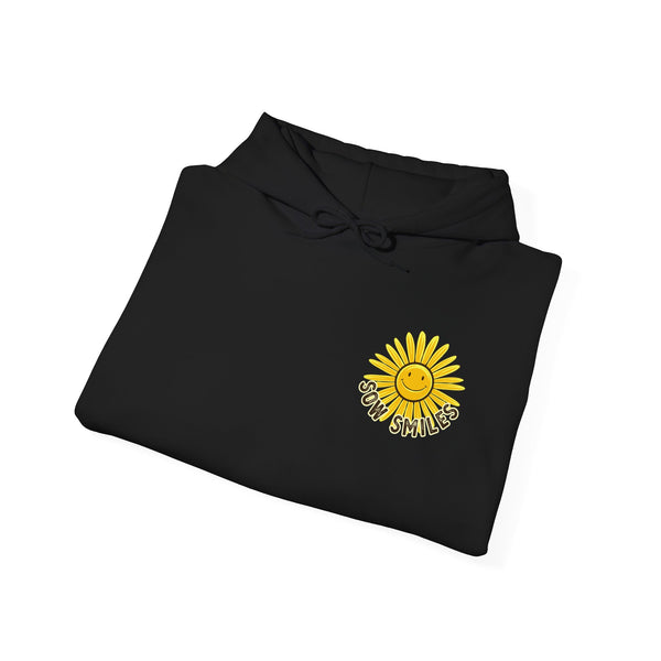 Camping Smiles! - Unisex Heavy Blend™ Hooded Sweatshirt